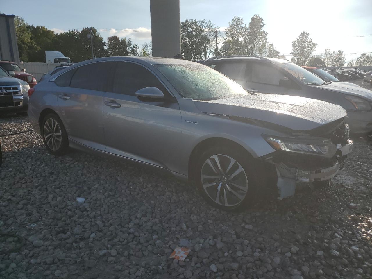 2018 Honda Accord Hybrid Exl - Image 4