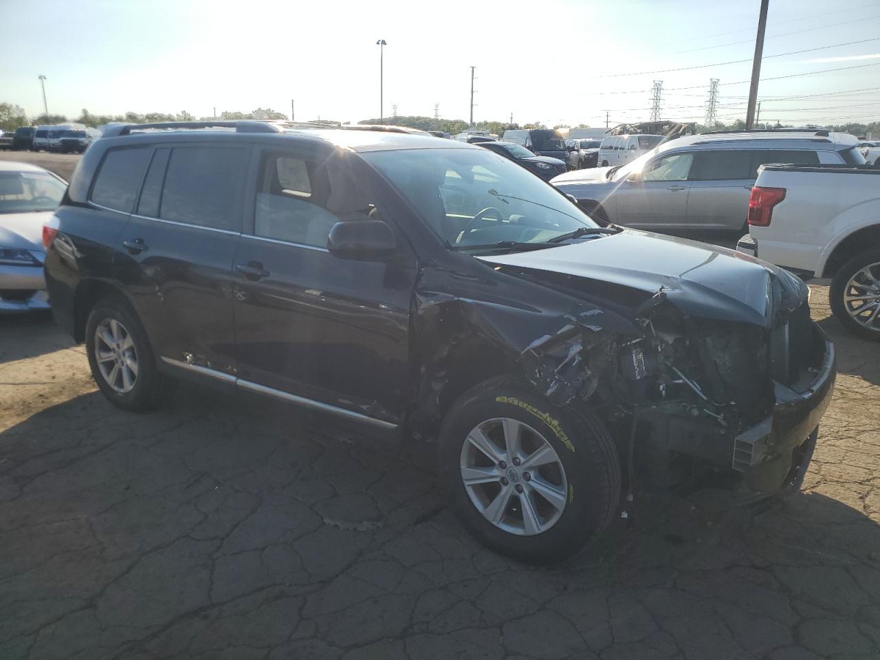 2011 Toyota Highlander Base - Фото 4