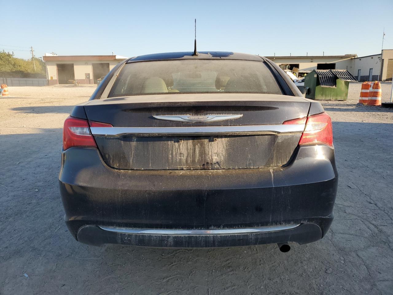 2011 Chrysler 200 Touring - Фото 6