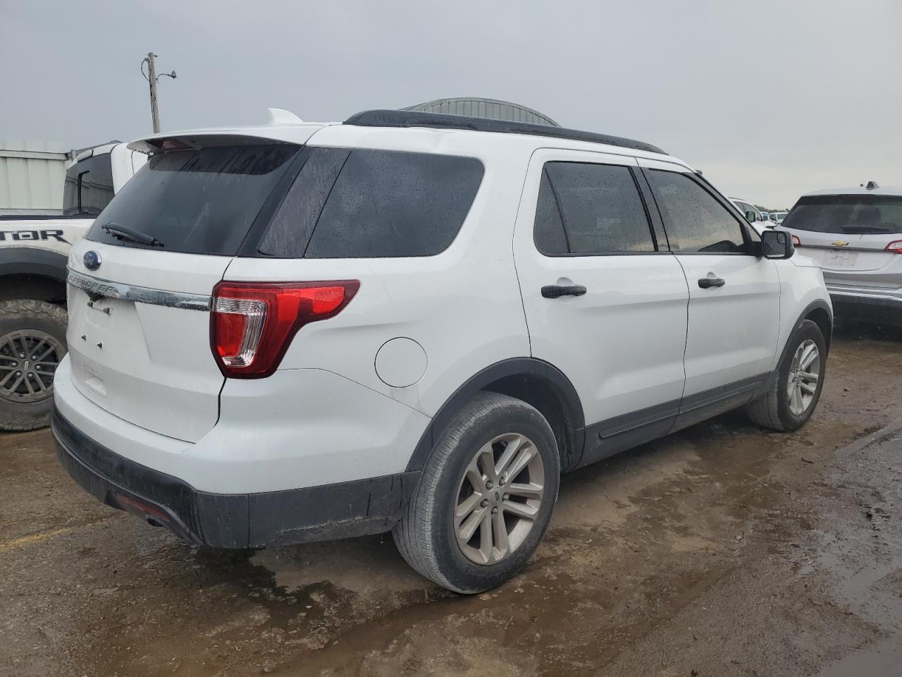 2017 Ford Explorer - Image 3