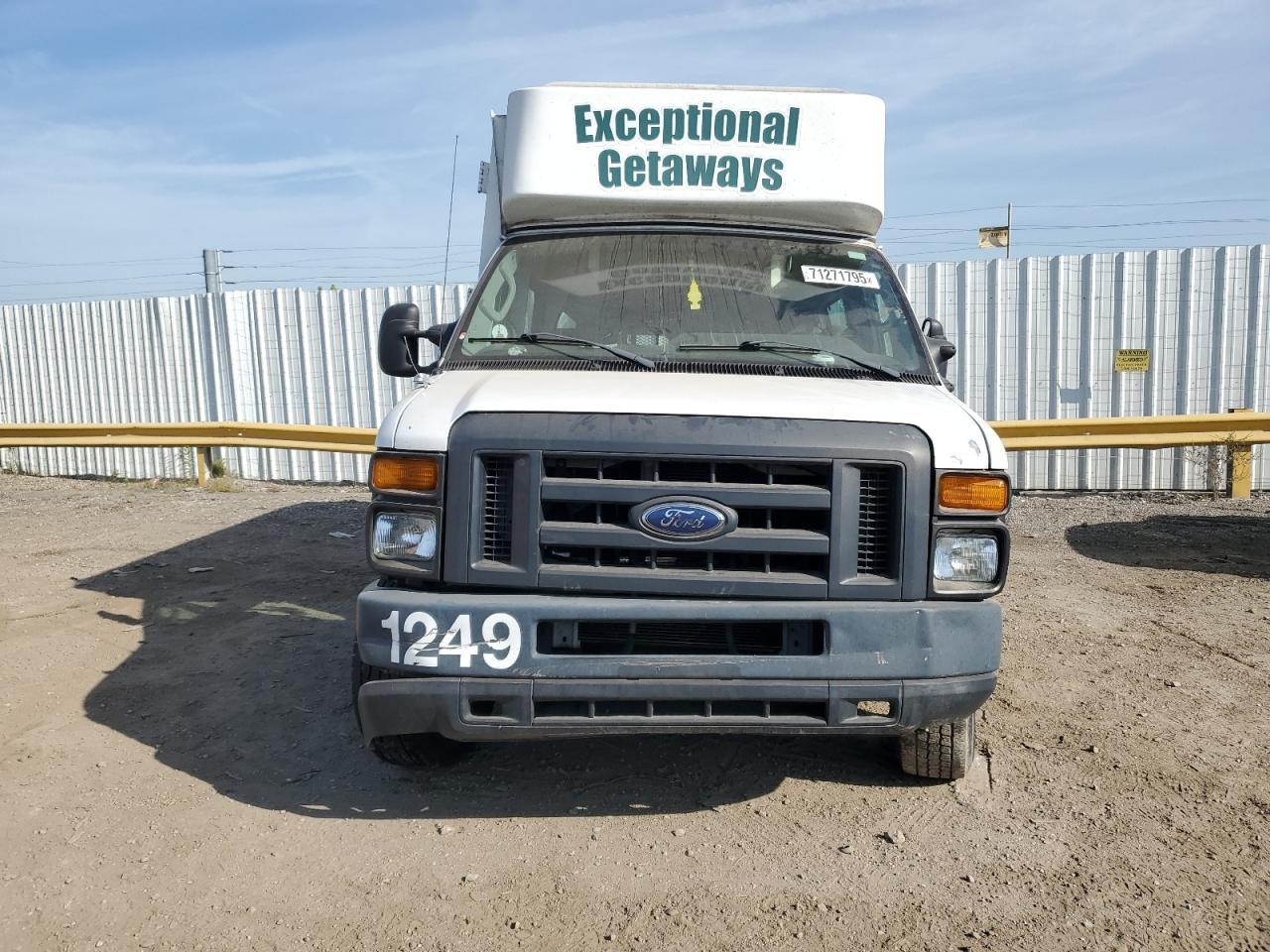 2013 Ford Econoline E350 Super Duty Van - Фото 5