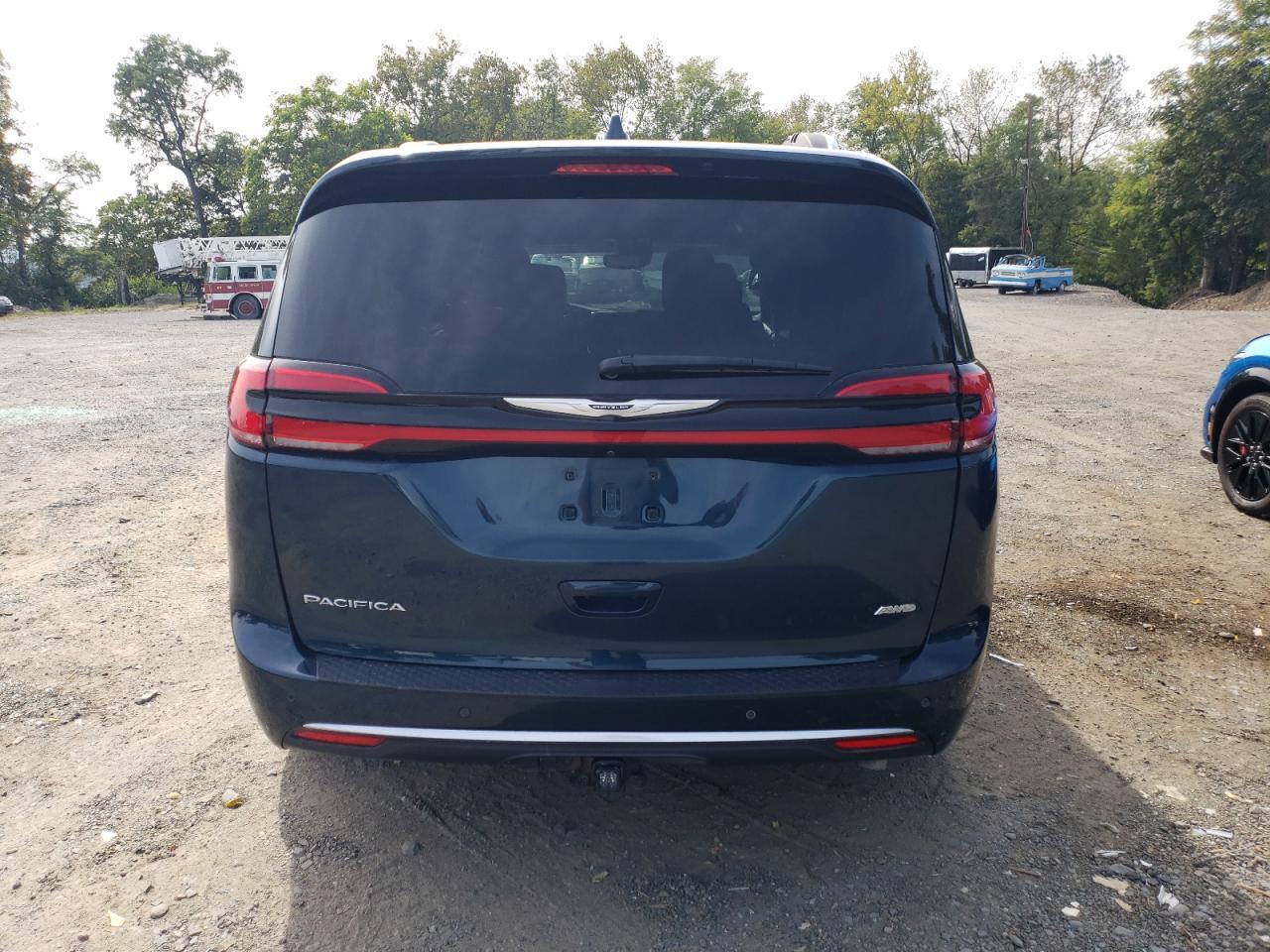 2022 Chrysler Pacifica P - Image 6