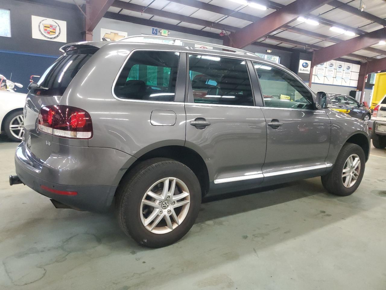 2009 Volkswagen Touareg 2 V6 - Image 3