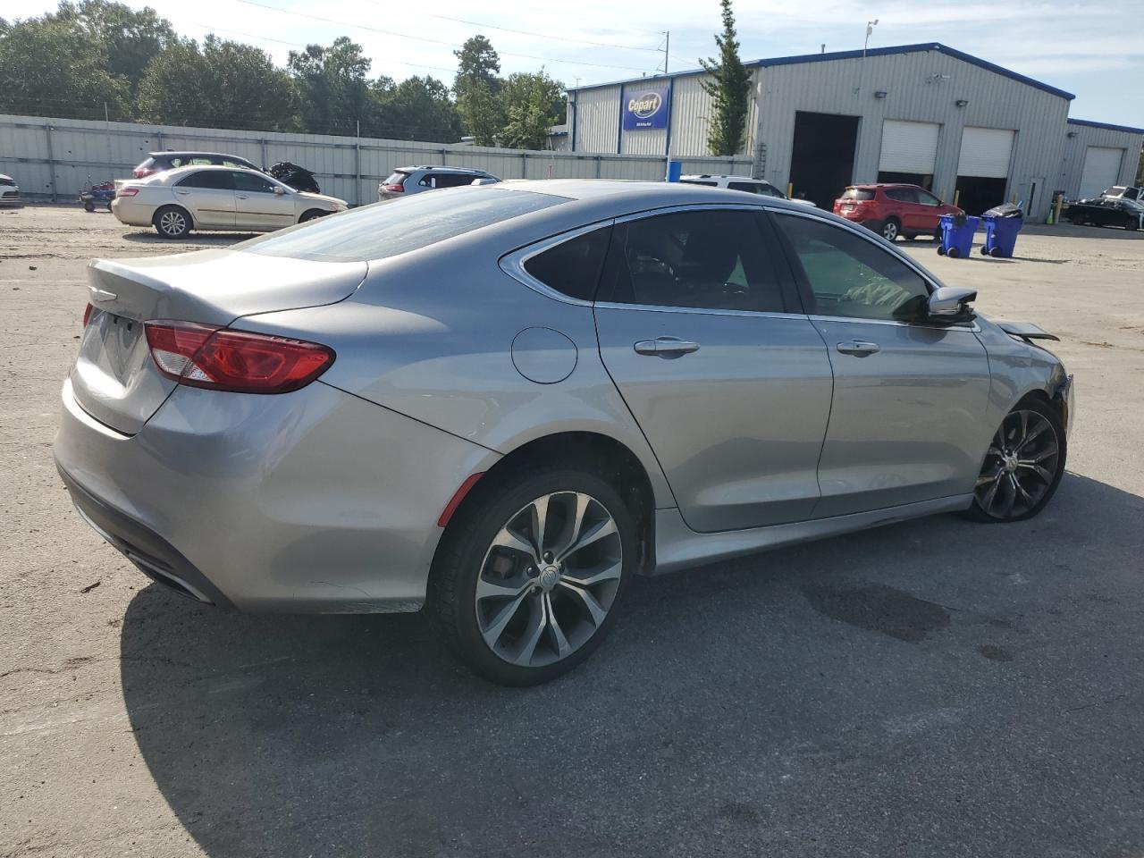 2016 Chrysler 200 C - Фото 3