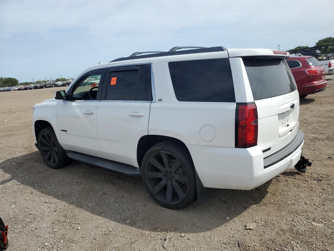 2016 Chevrolet Tahoe C1500 Lt - Фото 2