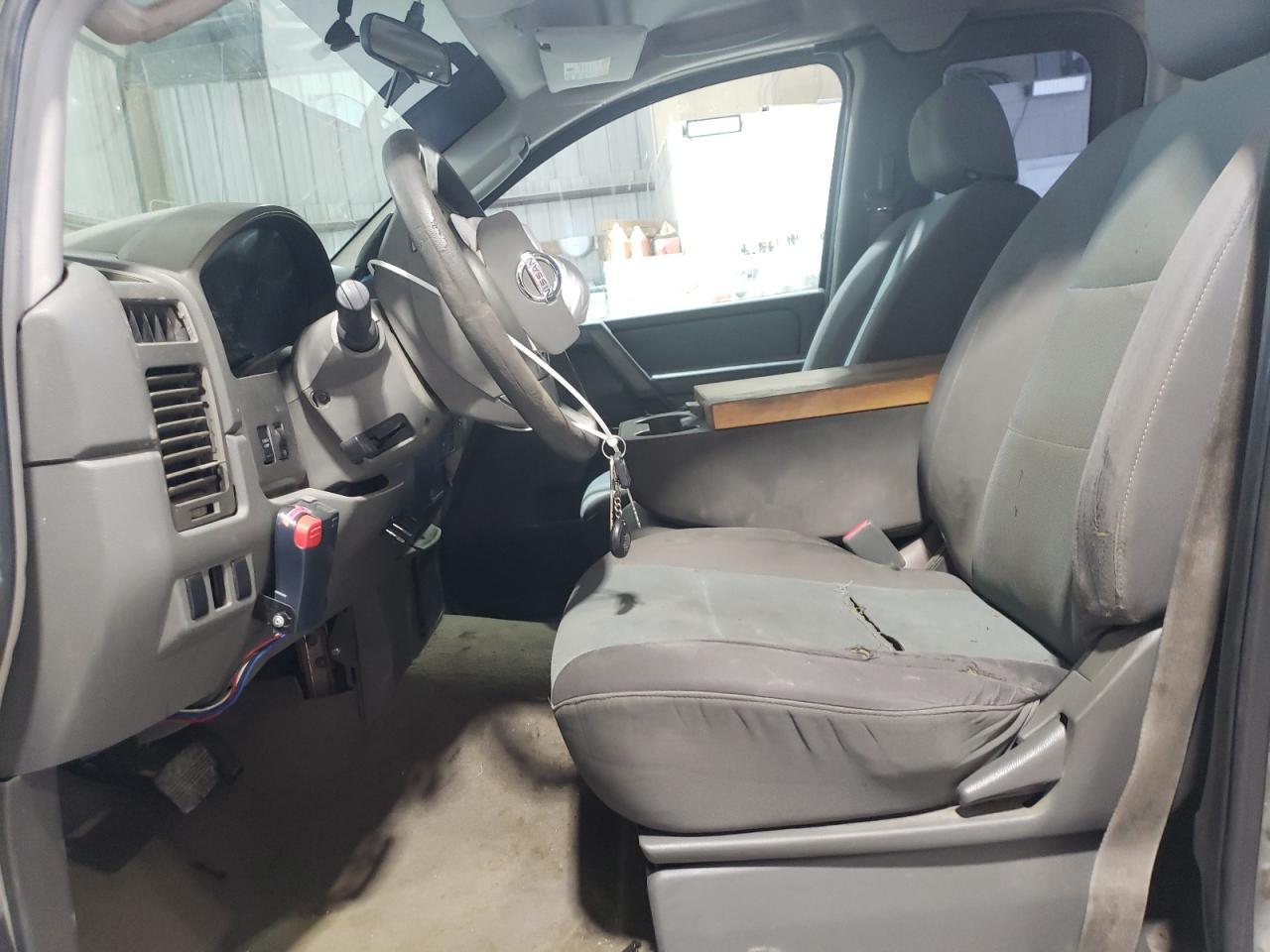 2005 Nissan Titan Xe - Фото 7