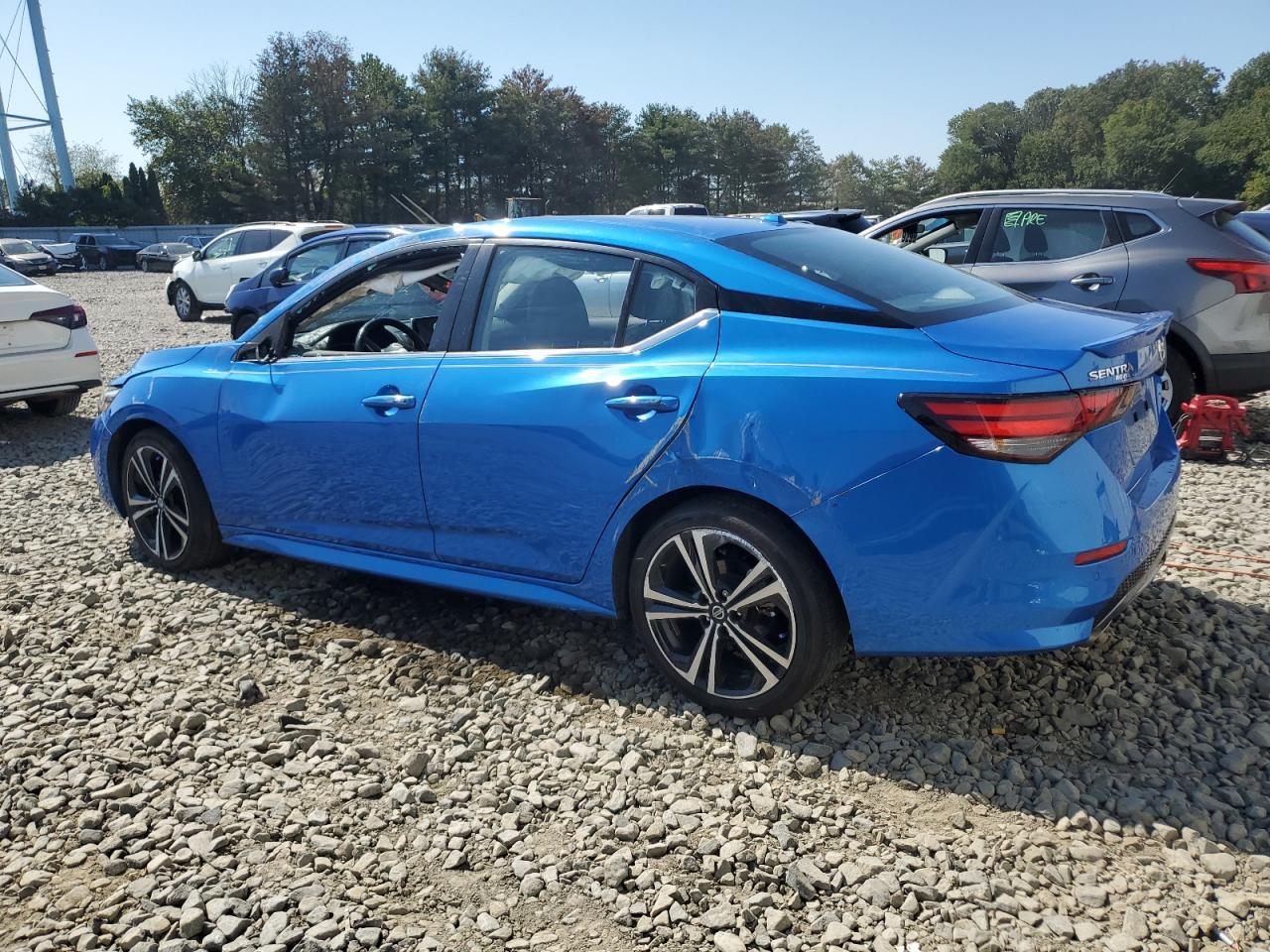 2022 Nissan Sentra Sr - Фото 2