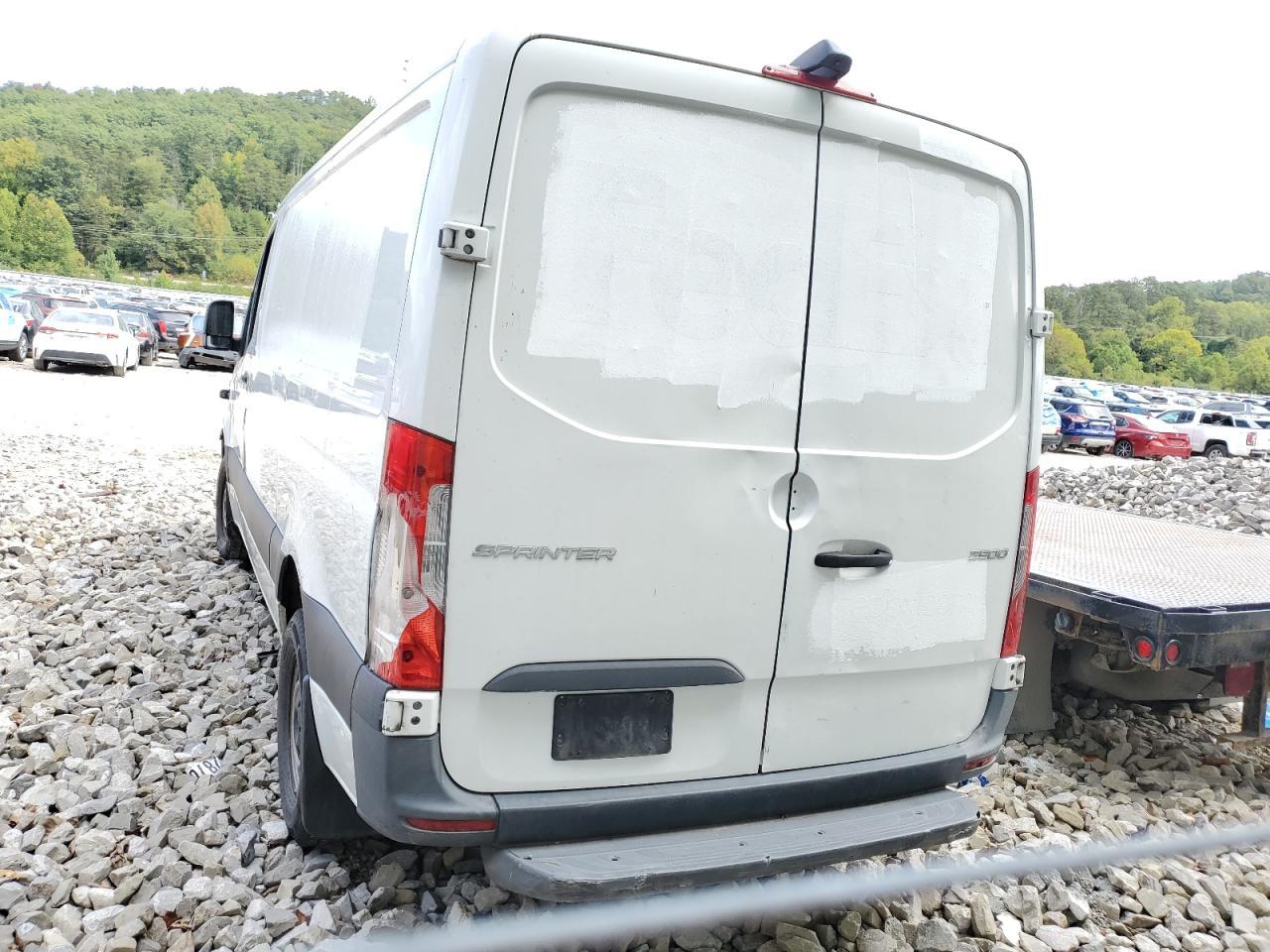 2020 Mercedes-Benz Sprinter 2500 - Фото 6