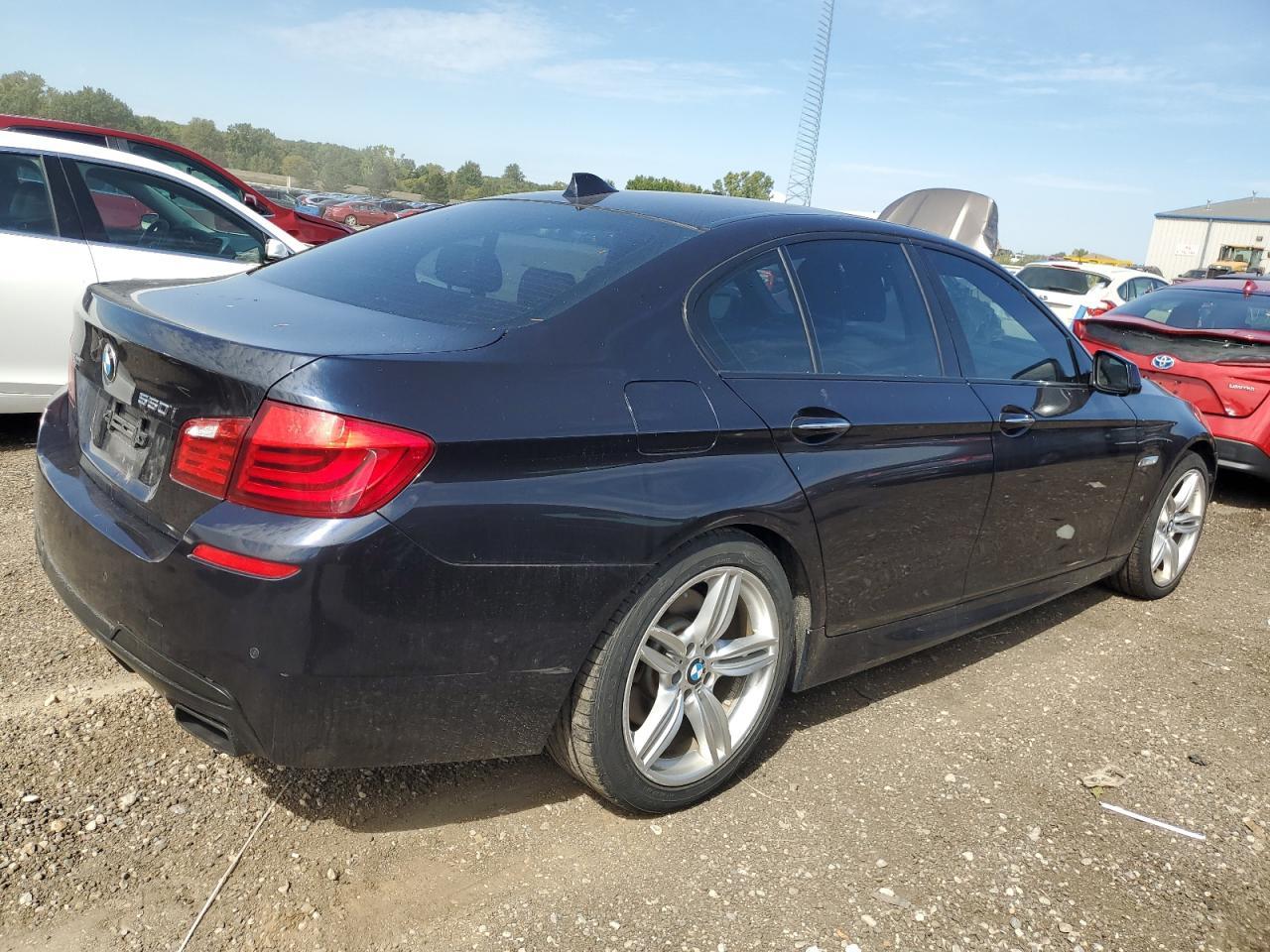 2013 BMW 550 Xi - Image 3