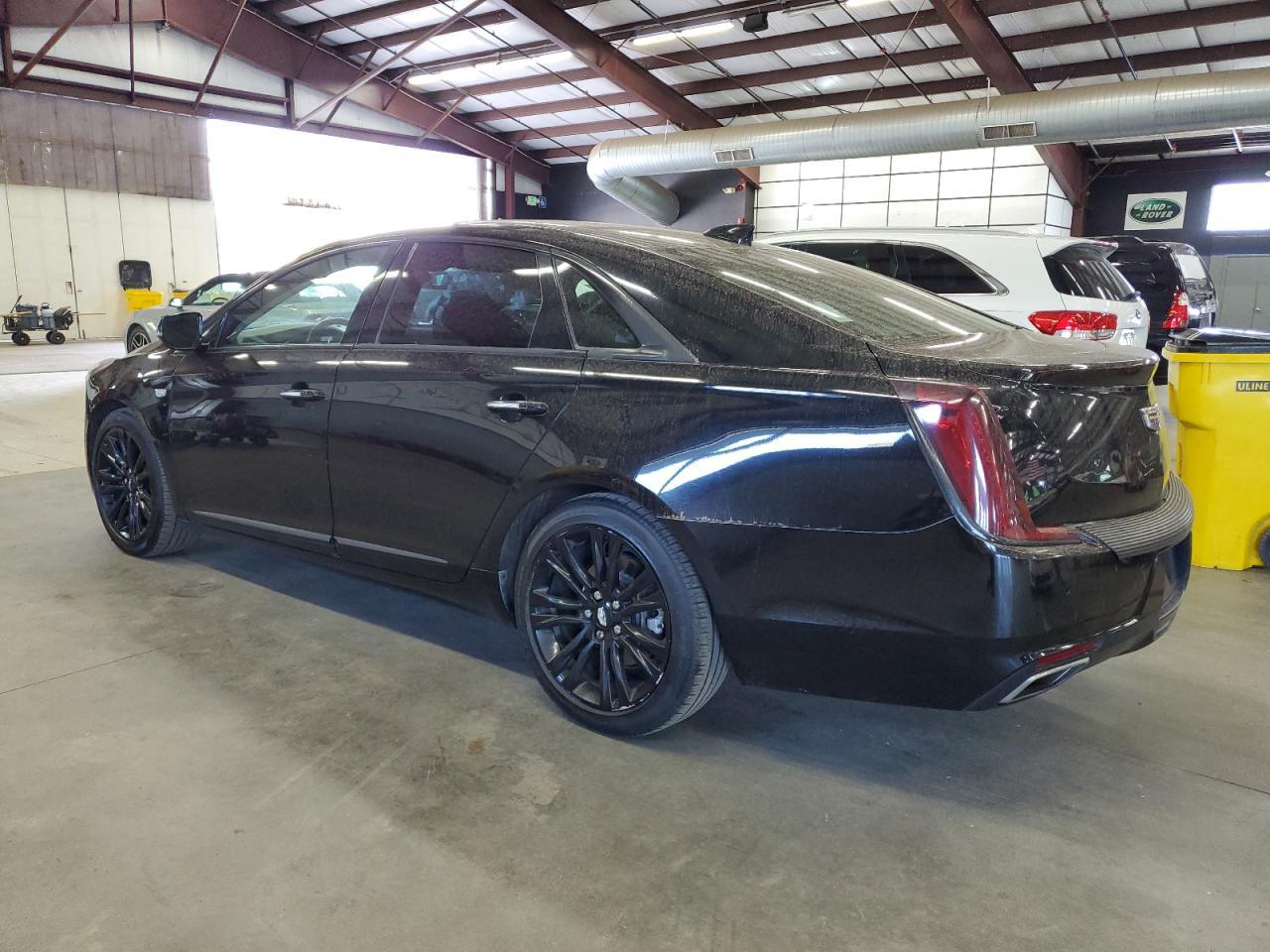 2019 Cadillac Xts Luxury - Image 2