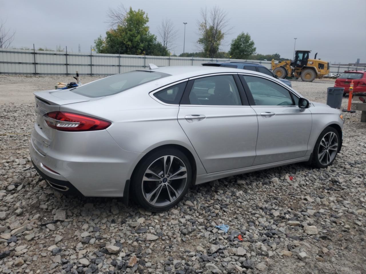 2019 Ford Fusion Titanium - Image 3