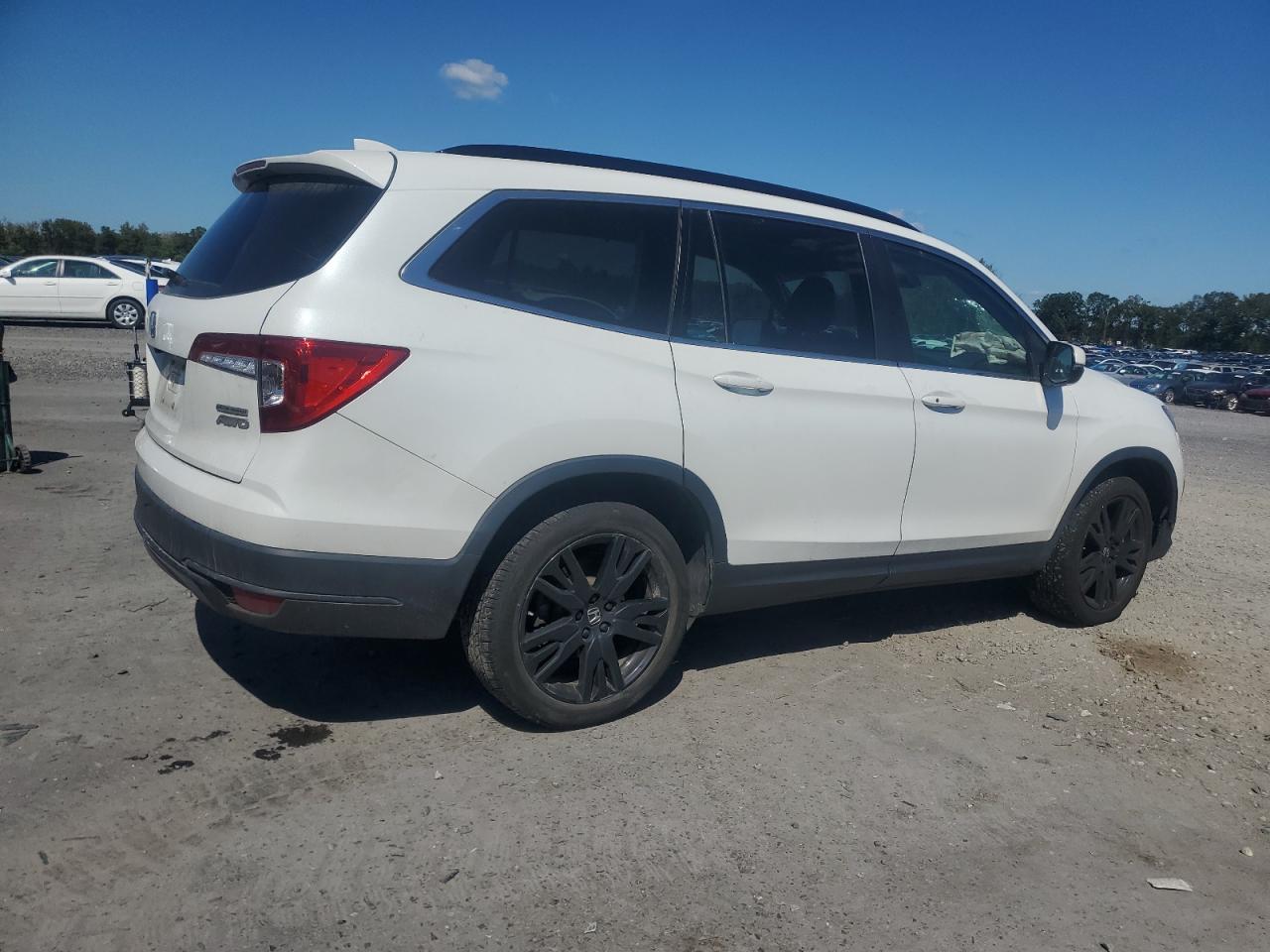 2022 Honda Pilot Se - Фото 3