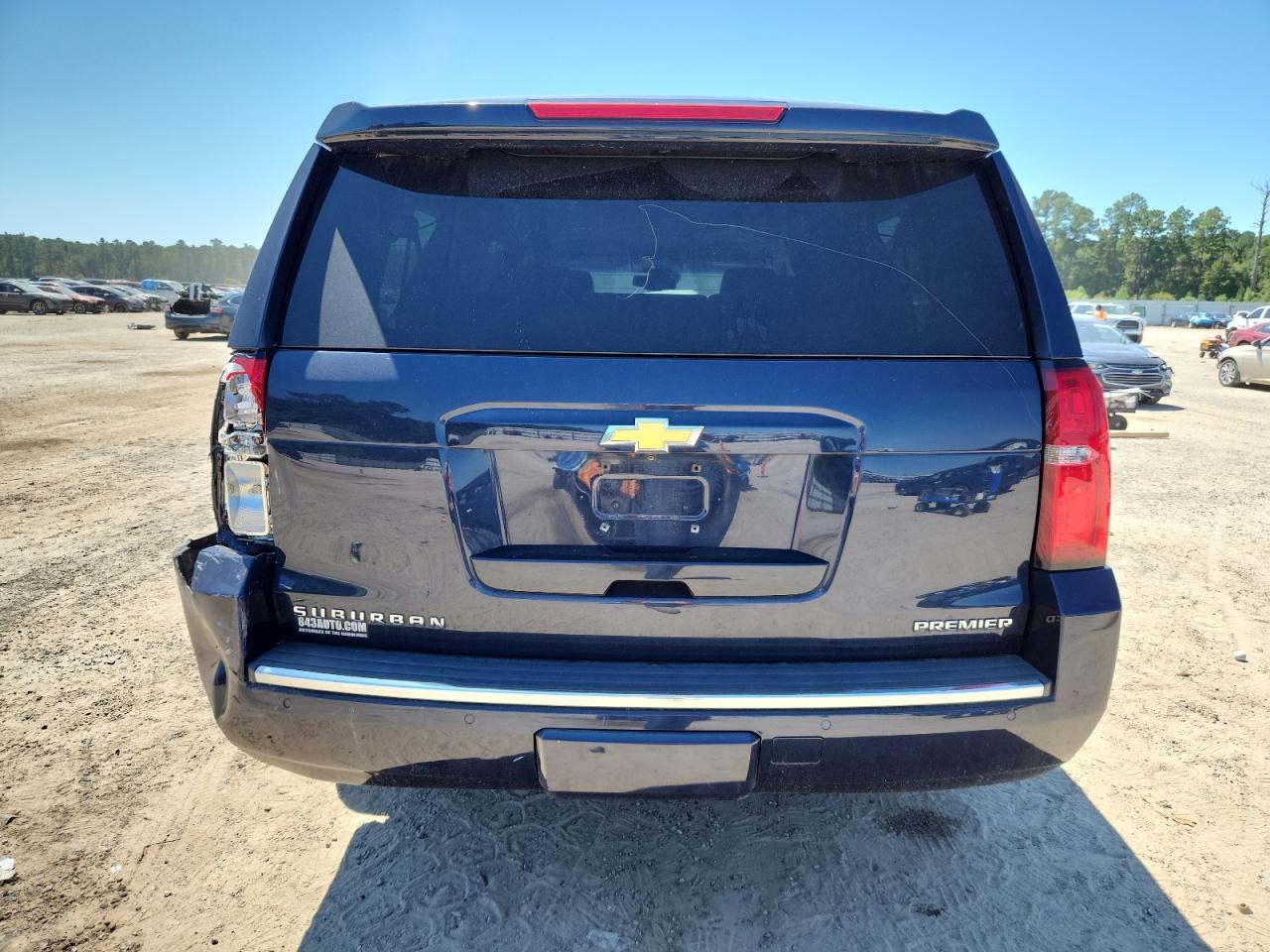 2019 Chevrolet Suburban C1500 Premier - Image 6