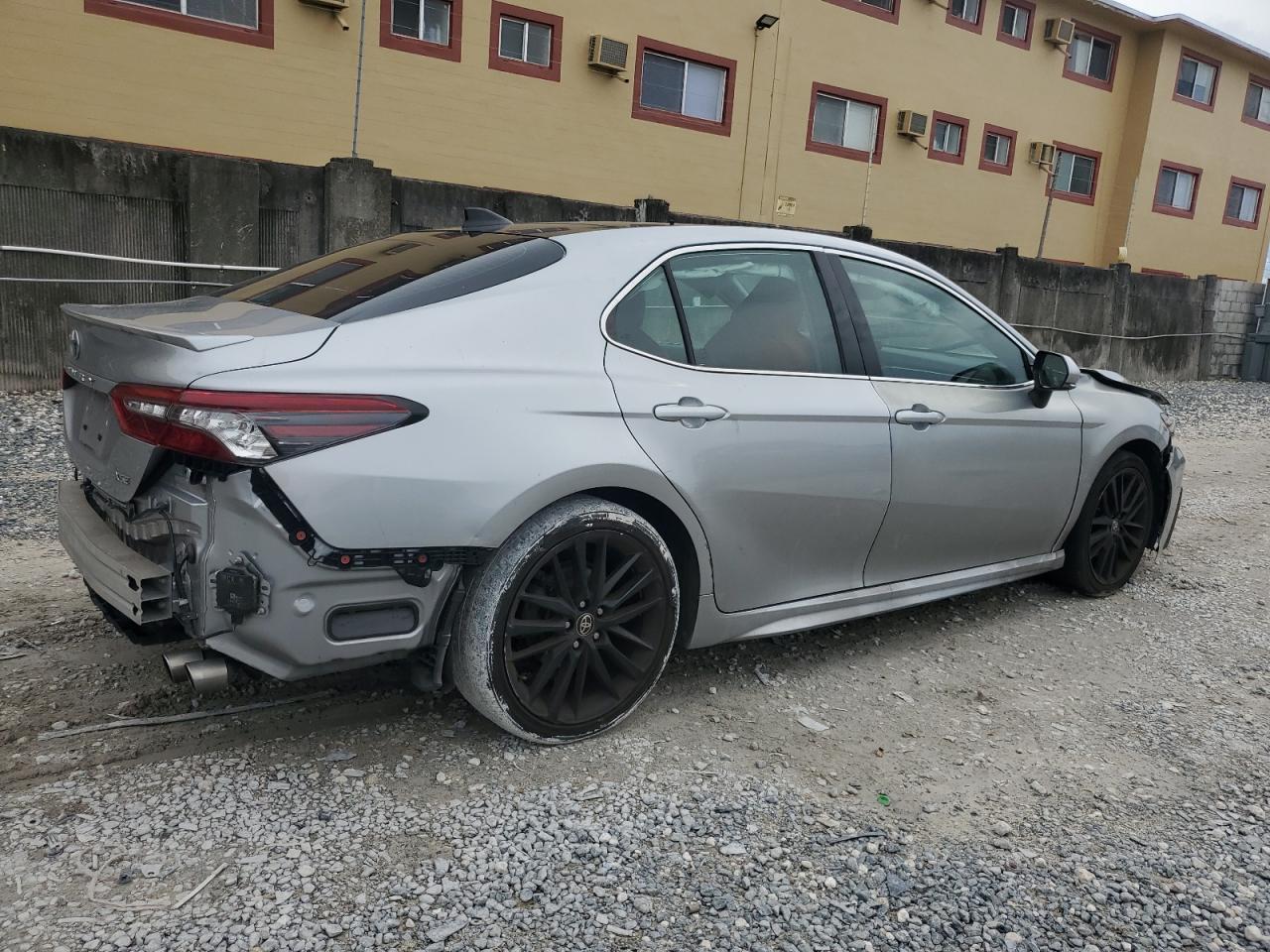 2023 Toyota Camry Xse - Image 3
