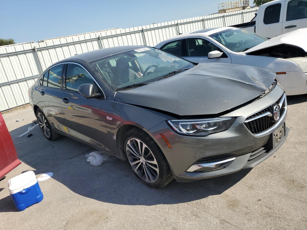 2018 Buick Regal Essence - Image 4