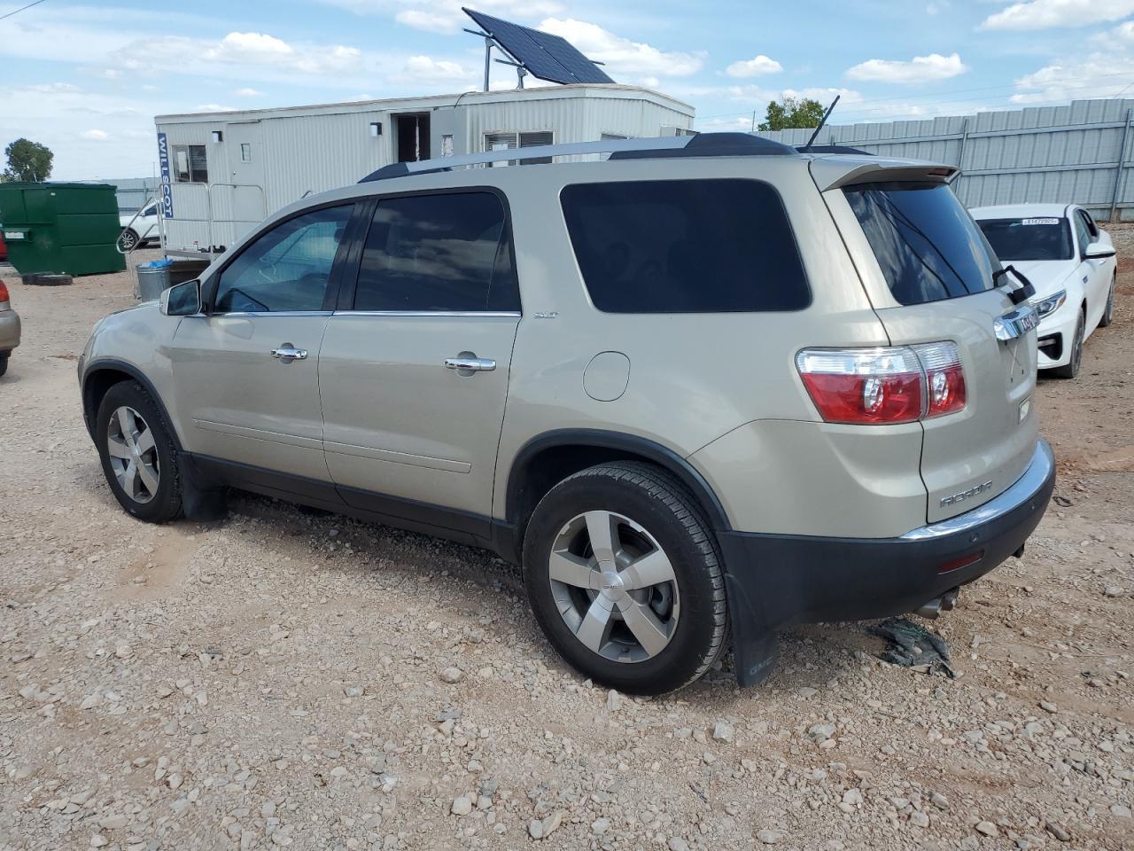 2010 GMC Acadia Slt-1 - Image 2