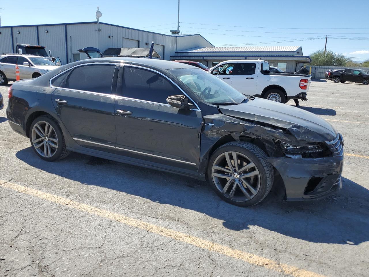 2016 Volkswagen Passat S - Фото 4