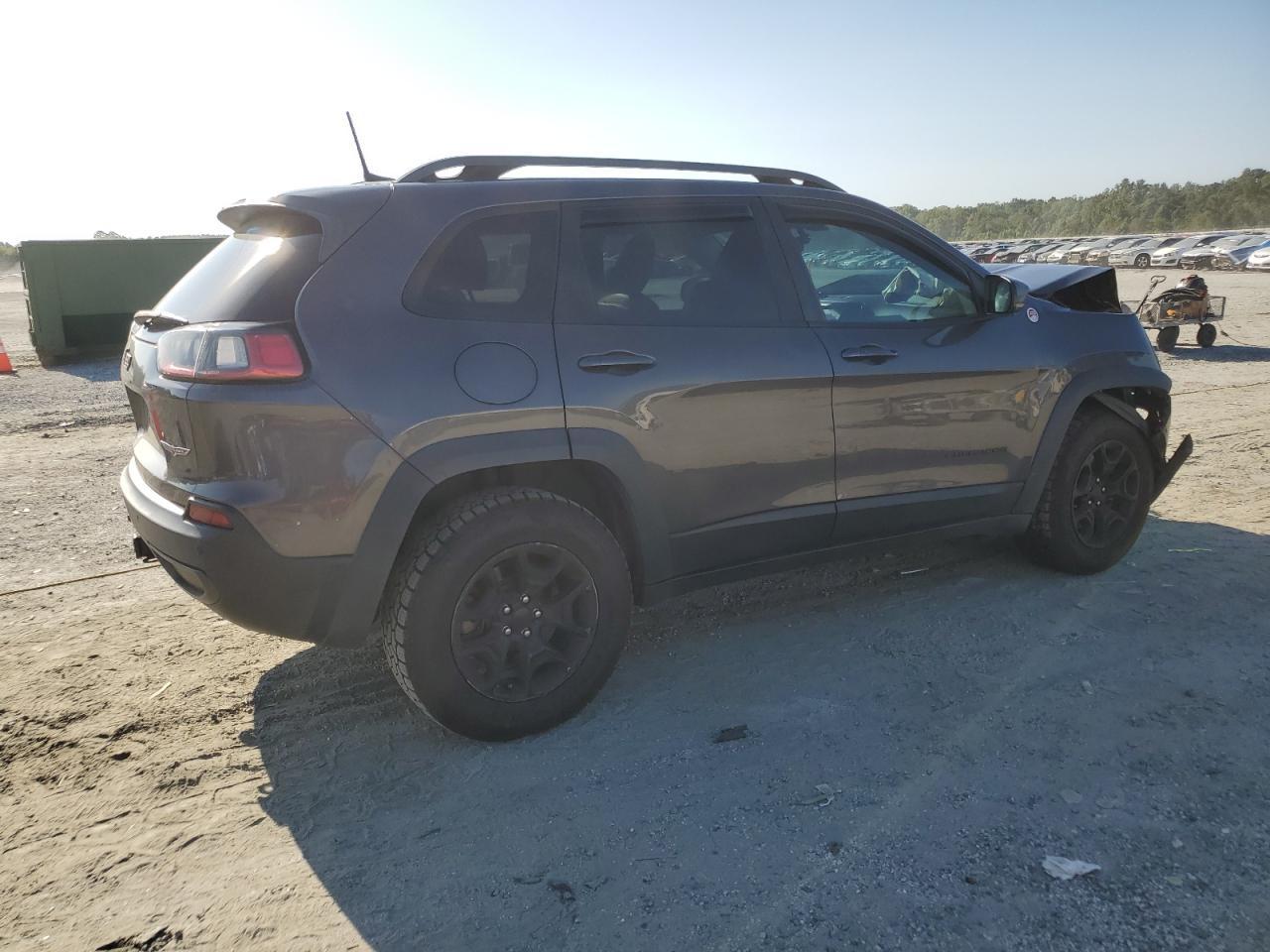 2019 Jeep Cherokee Trailhawk - Фото 3