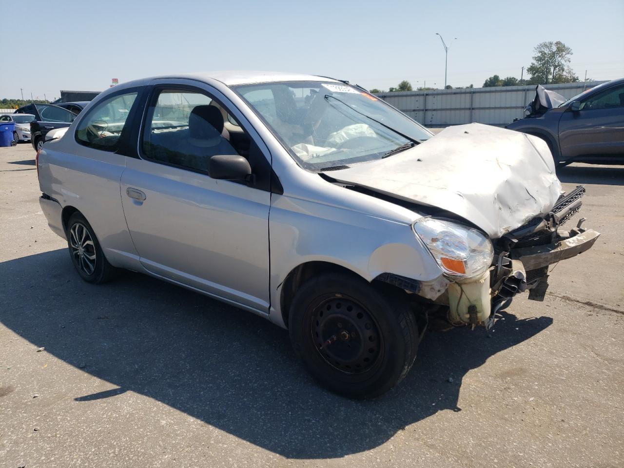 2003 Toyota Echo - Image 4