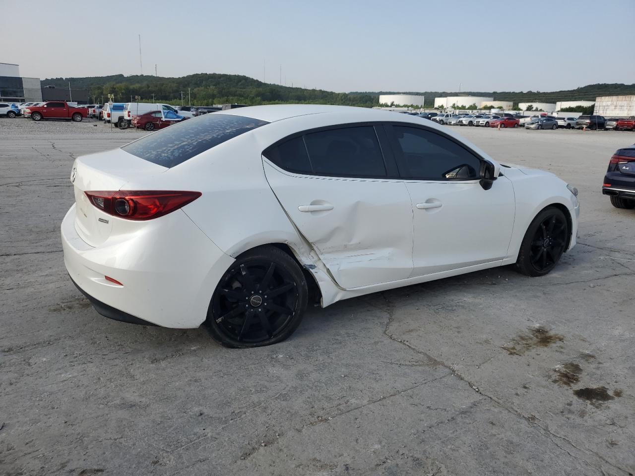 2016 Mazda 3 Sport - Фото 3