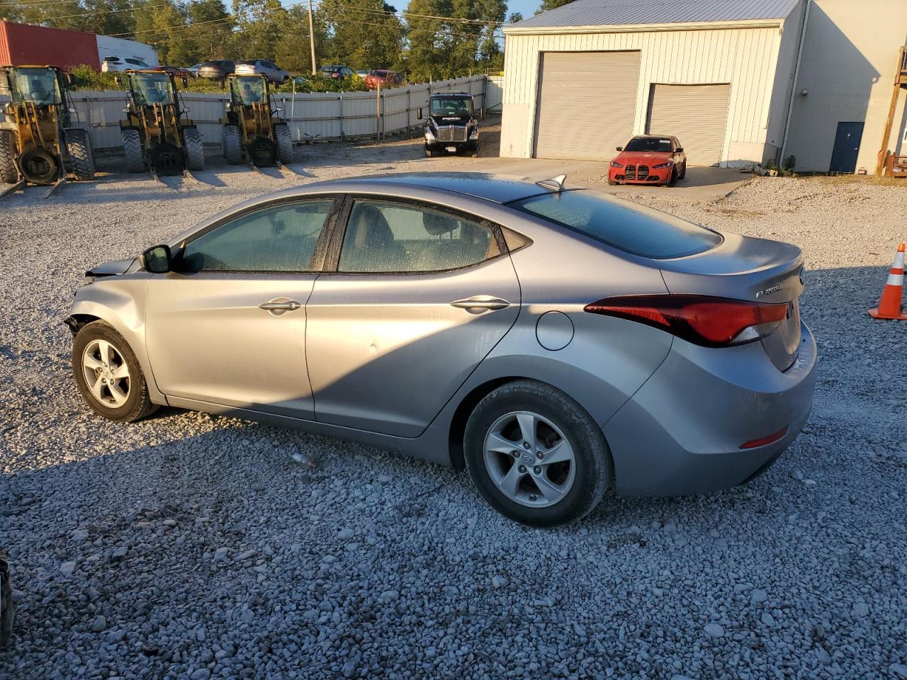 2015 Hyundai Elantra Se - Image 2