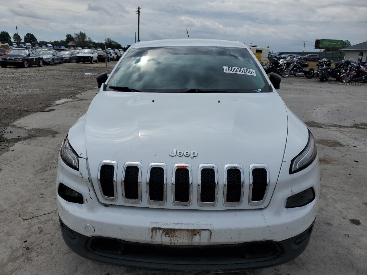 2015 Jeep Cherokee Sport - Image 5