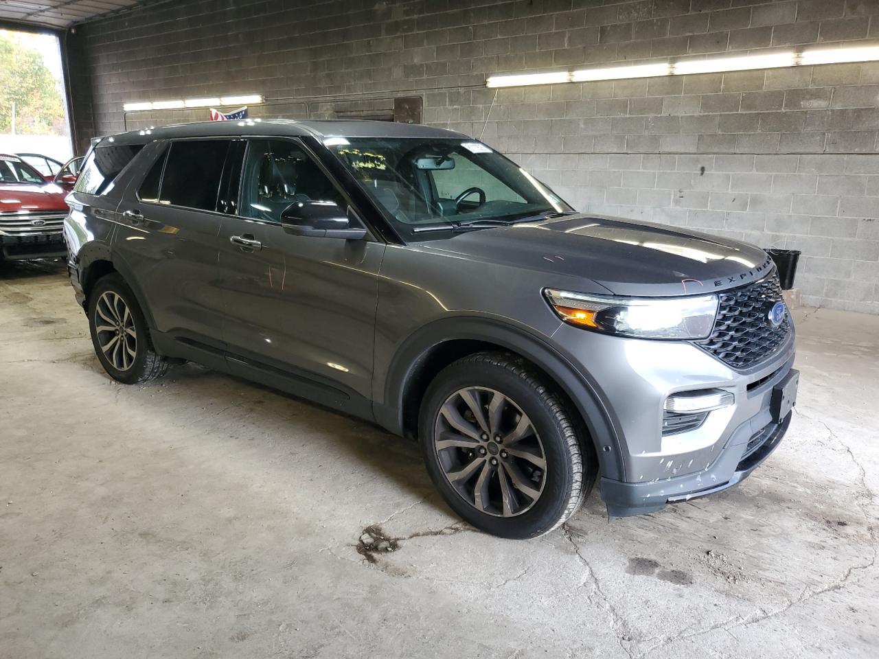 2021 Ford Explorer St - Фото 4