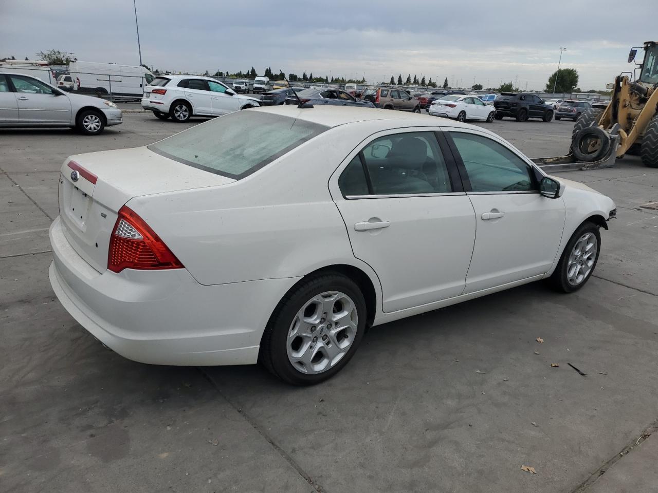 2011 Ford Fusion Se - Фото 3