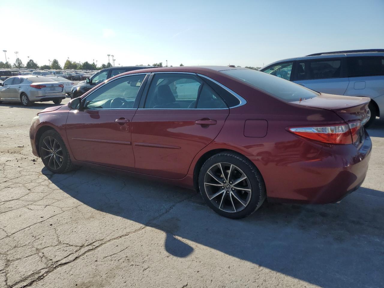 2015 Toyota Camry Xse - Фото 2