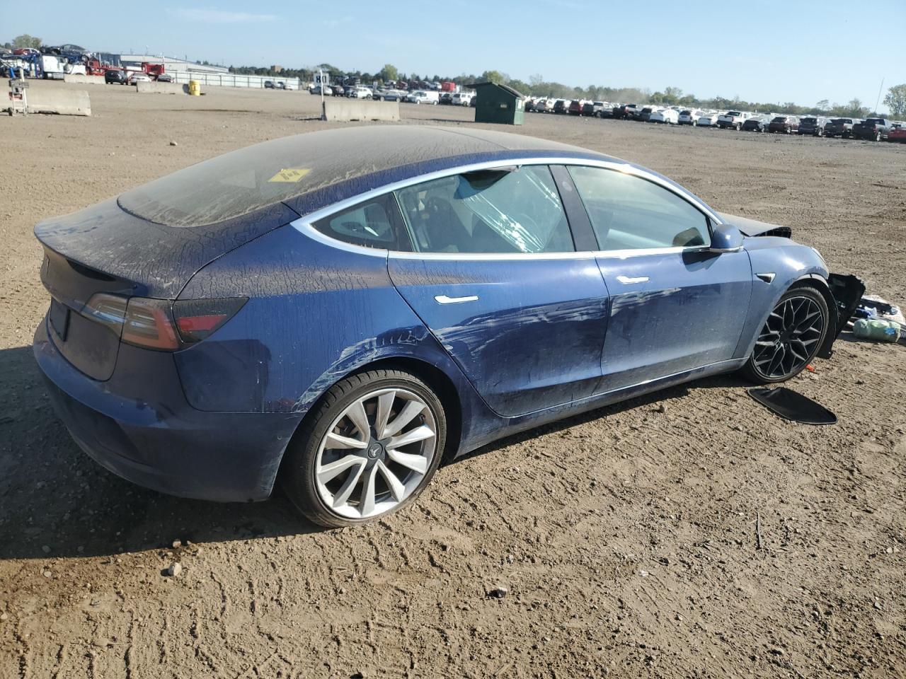 2019 Tesla Model 3 - Фото 3
