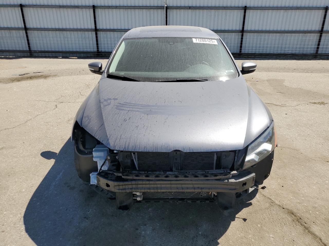 2013 Volkswagen Passat Sel - Image 5