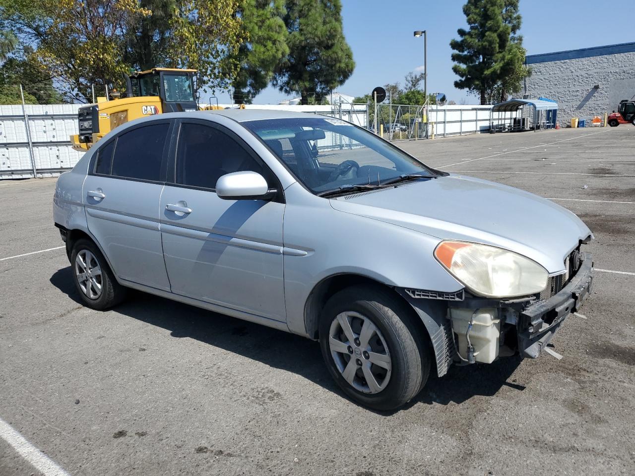 2010 Hyundai Accent Gls - Image 4