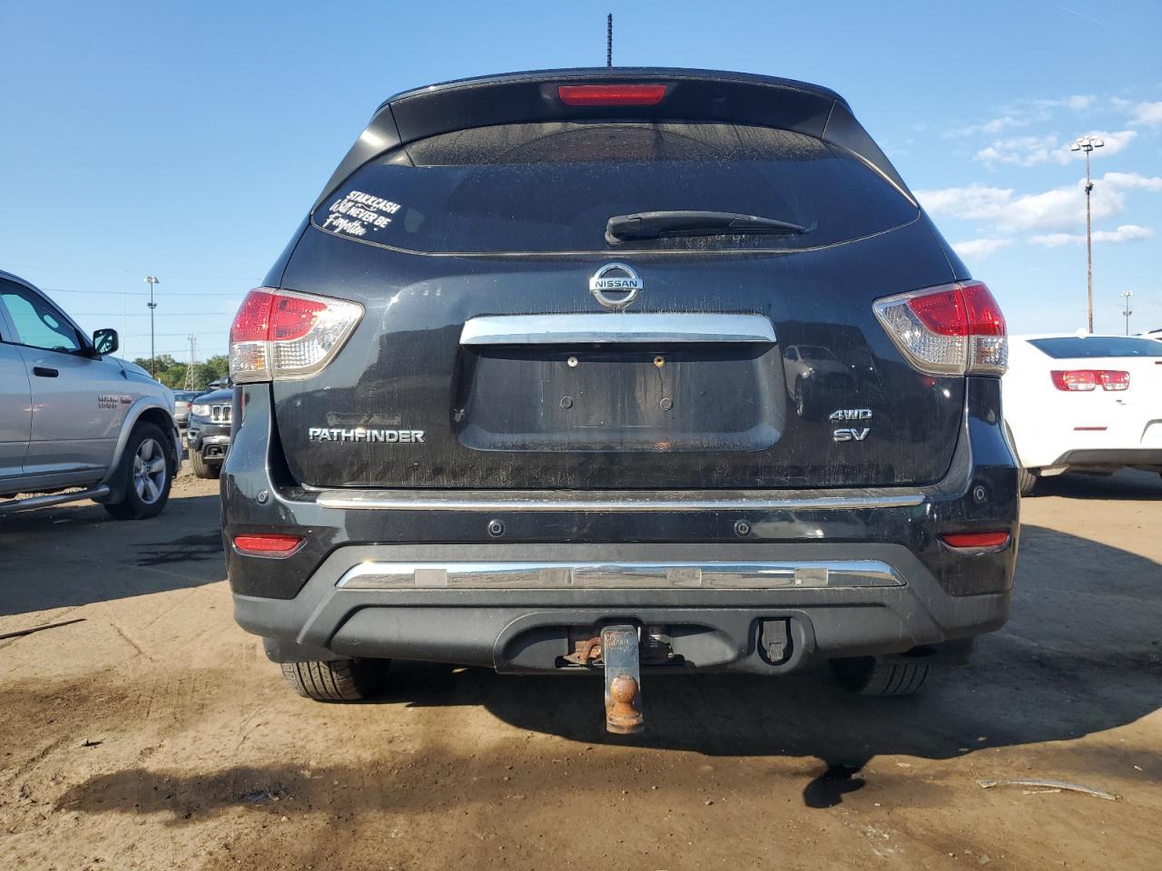 2016 Nissan Pathfinder S - Фото 6