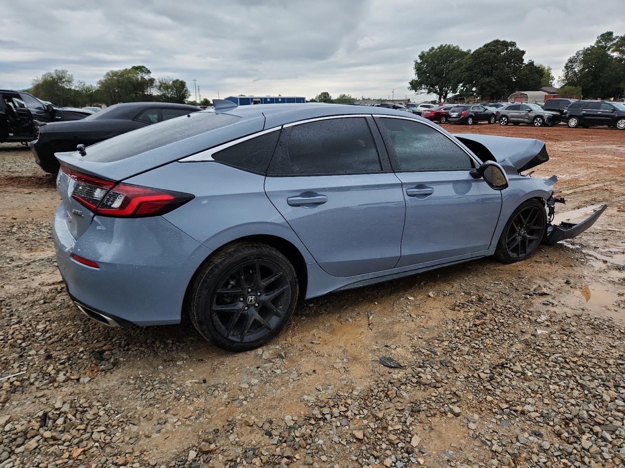 2022 Honda Civic Sport Touring - Image 3