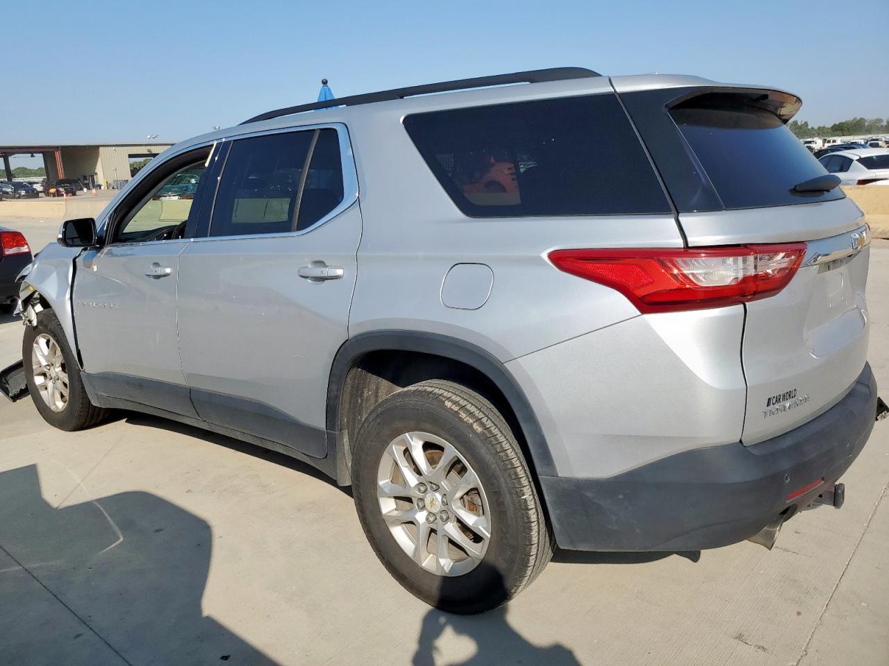 2019 Chevrolet Traverse Lt - Фото 2