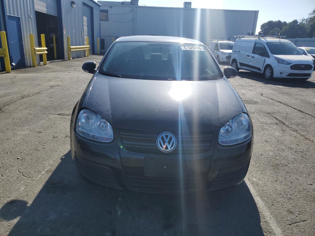 2010 Volkswagen Jetta Wolfsburg - Image 5