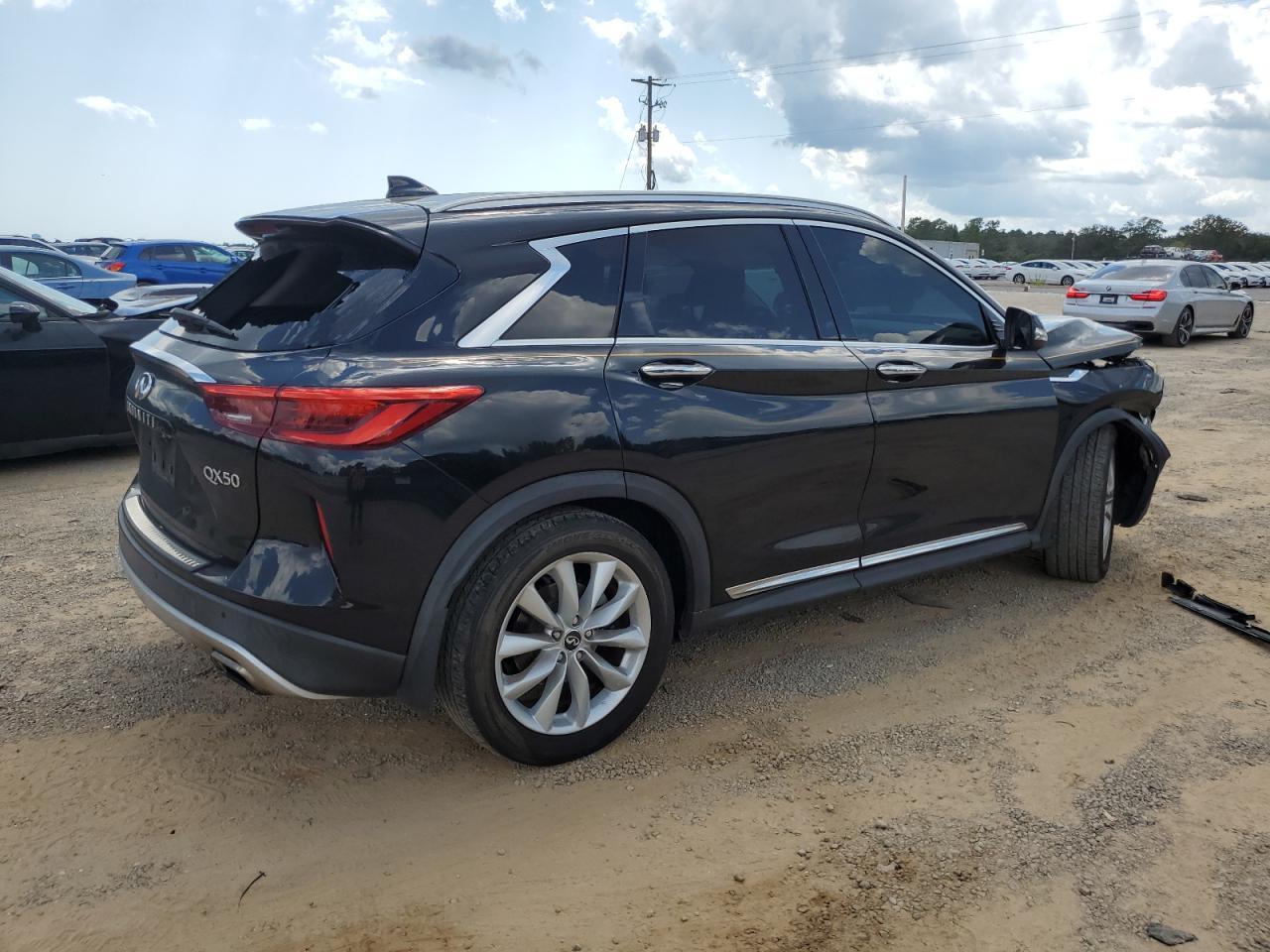 2019 Infiniti Qx50 Essential - Фото 3