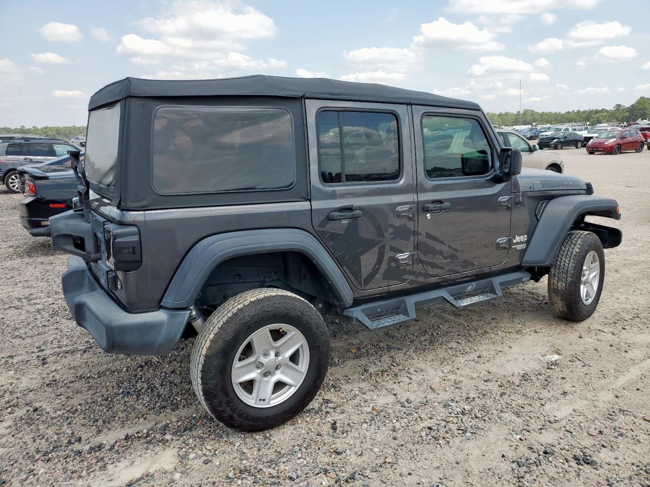 2020 Jeep Wrangler Unlimited Sport - Фото 3