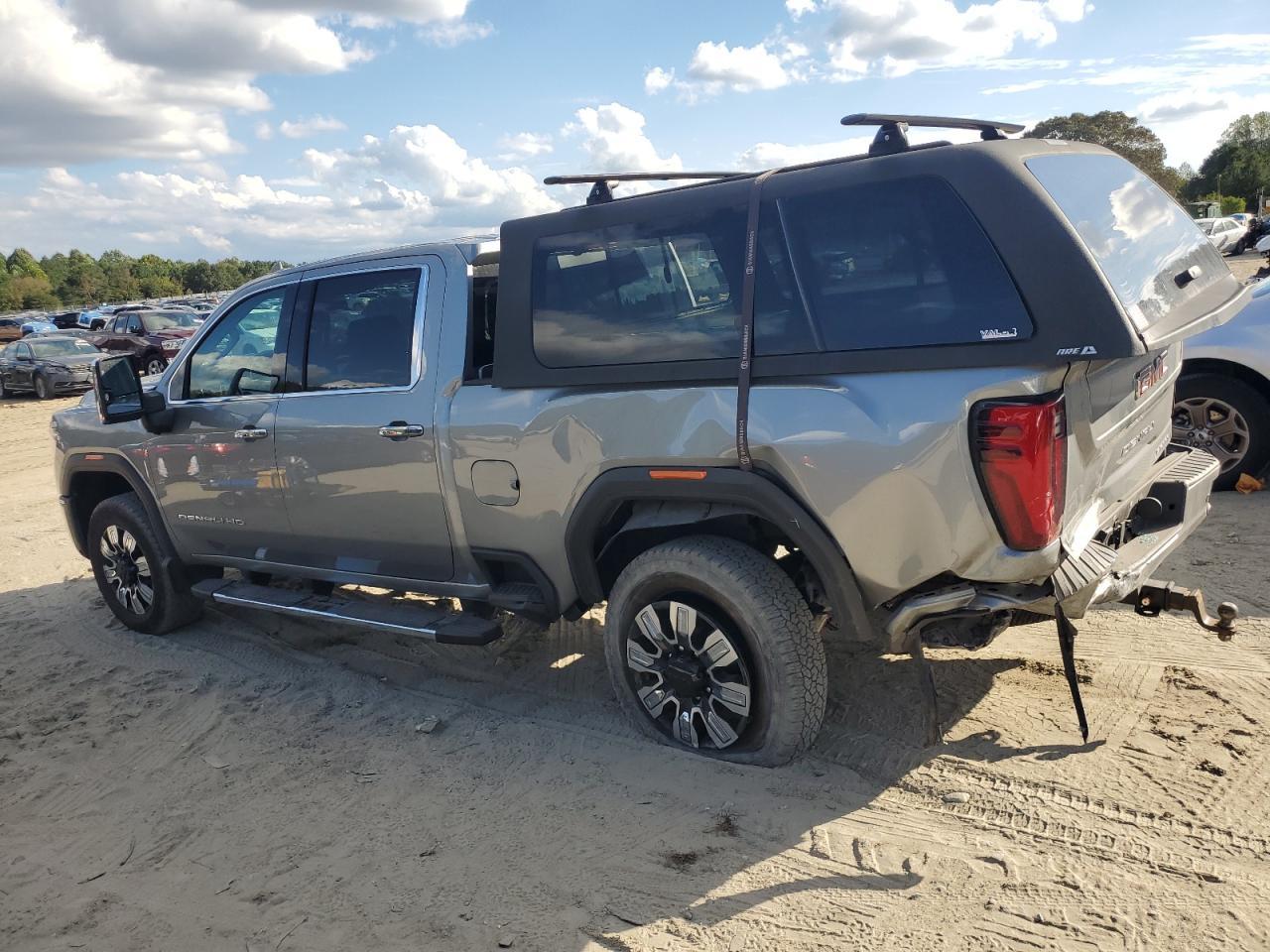 2025 GMC Sierra K2500 Denali - Фото 2