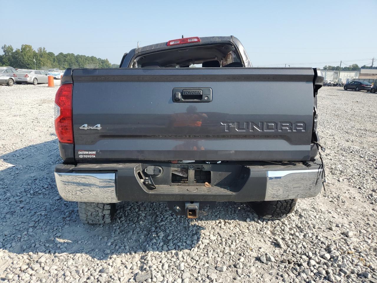 2020 Toyota Tundra Crewmax Sr5 - Image 6