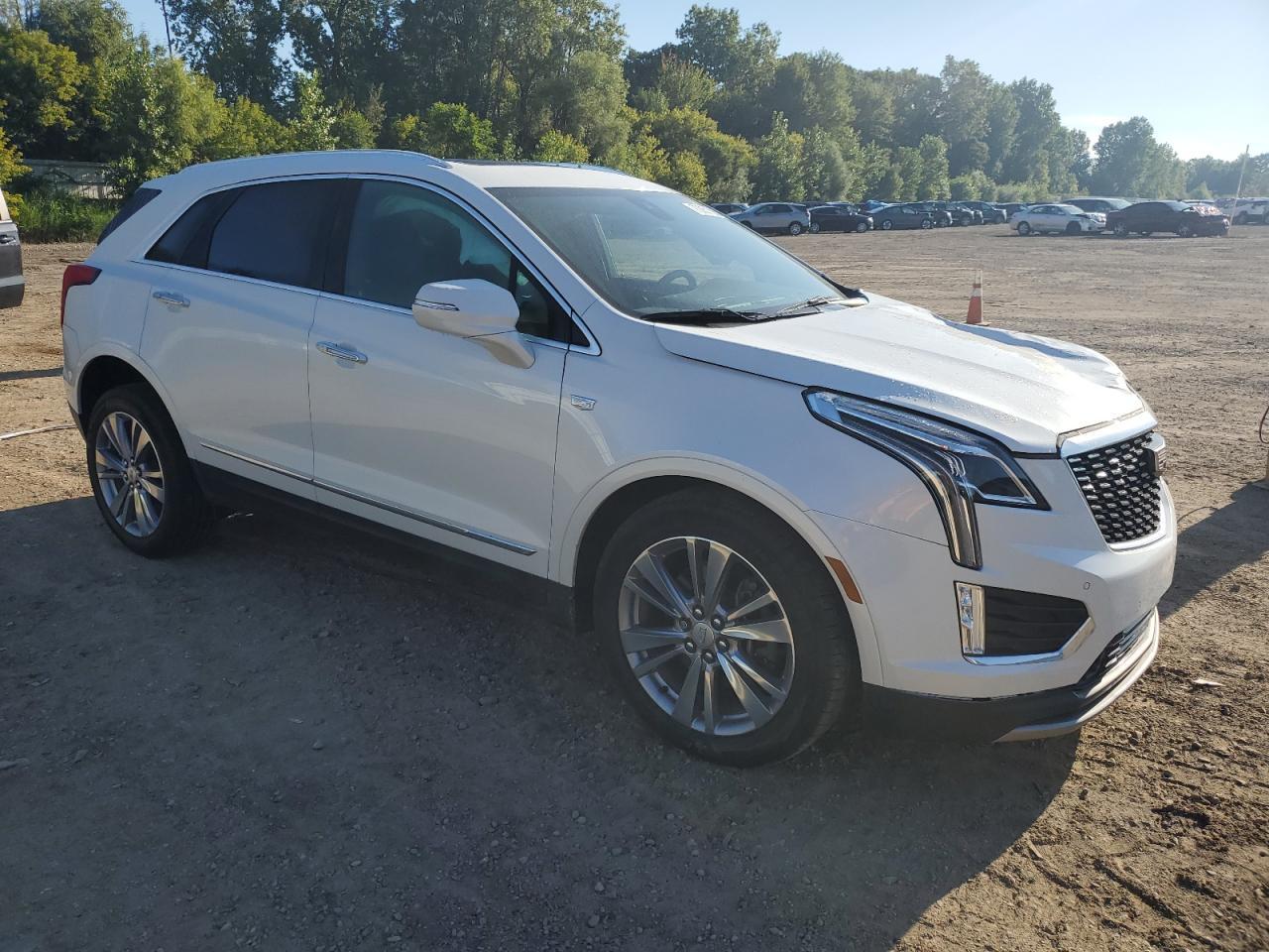 2024 Cadillac Xt5 Premium Luxury - Image 4