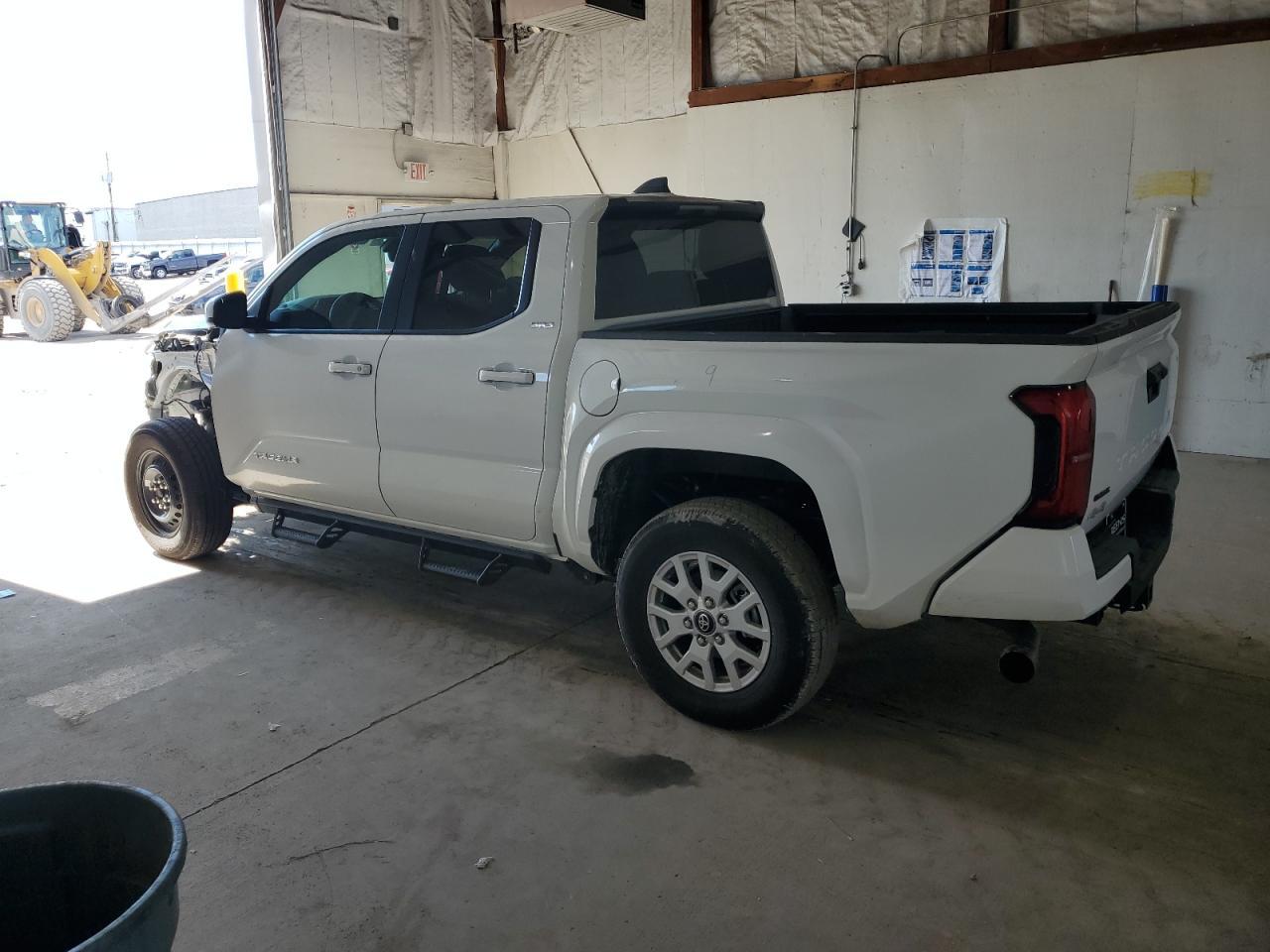 2025 Toyota Tacoma Double Cab - Фото 2