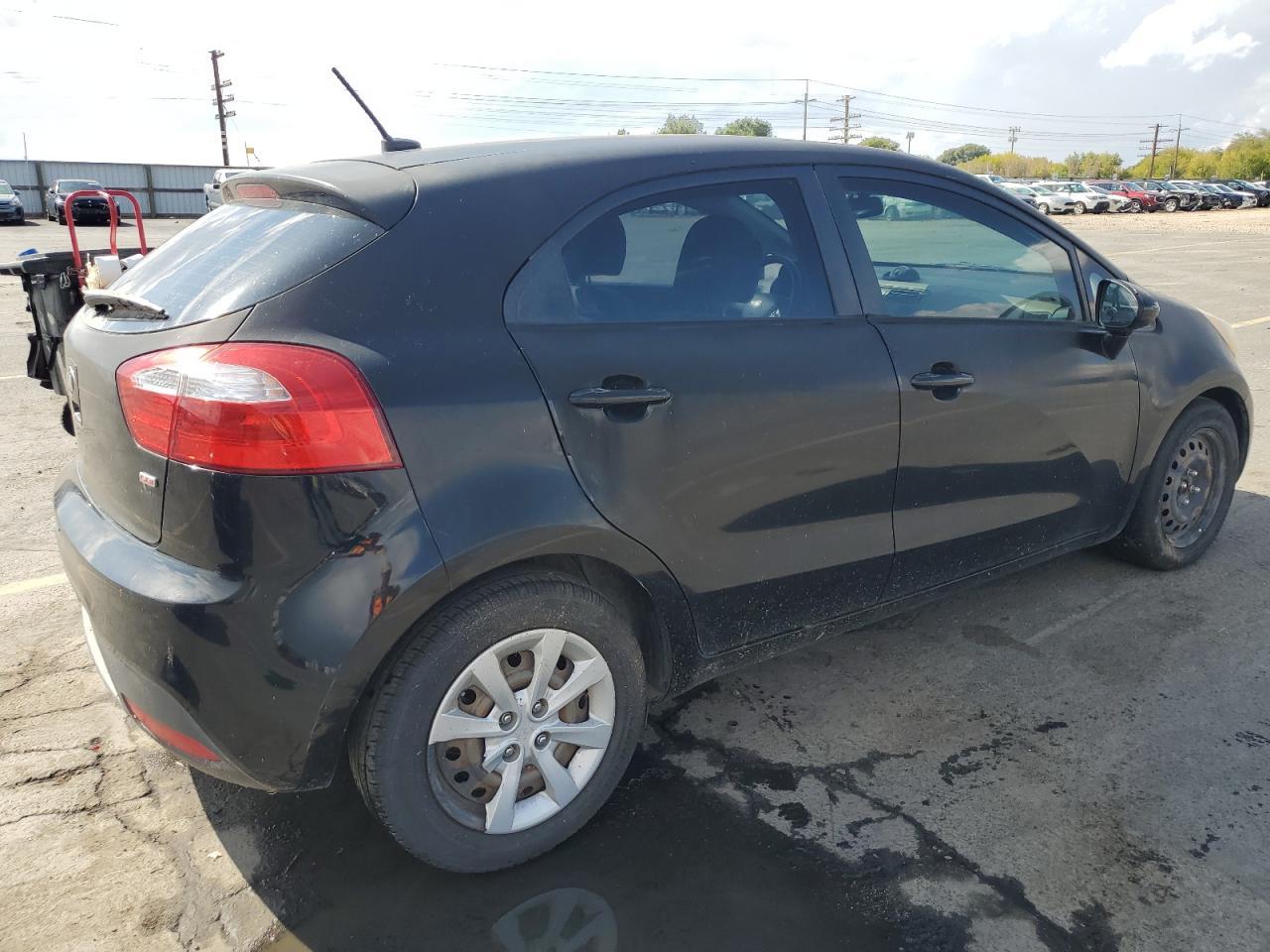 2015 Kia Rio Lx - Image 3