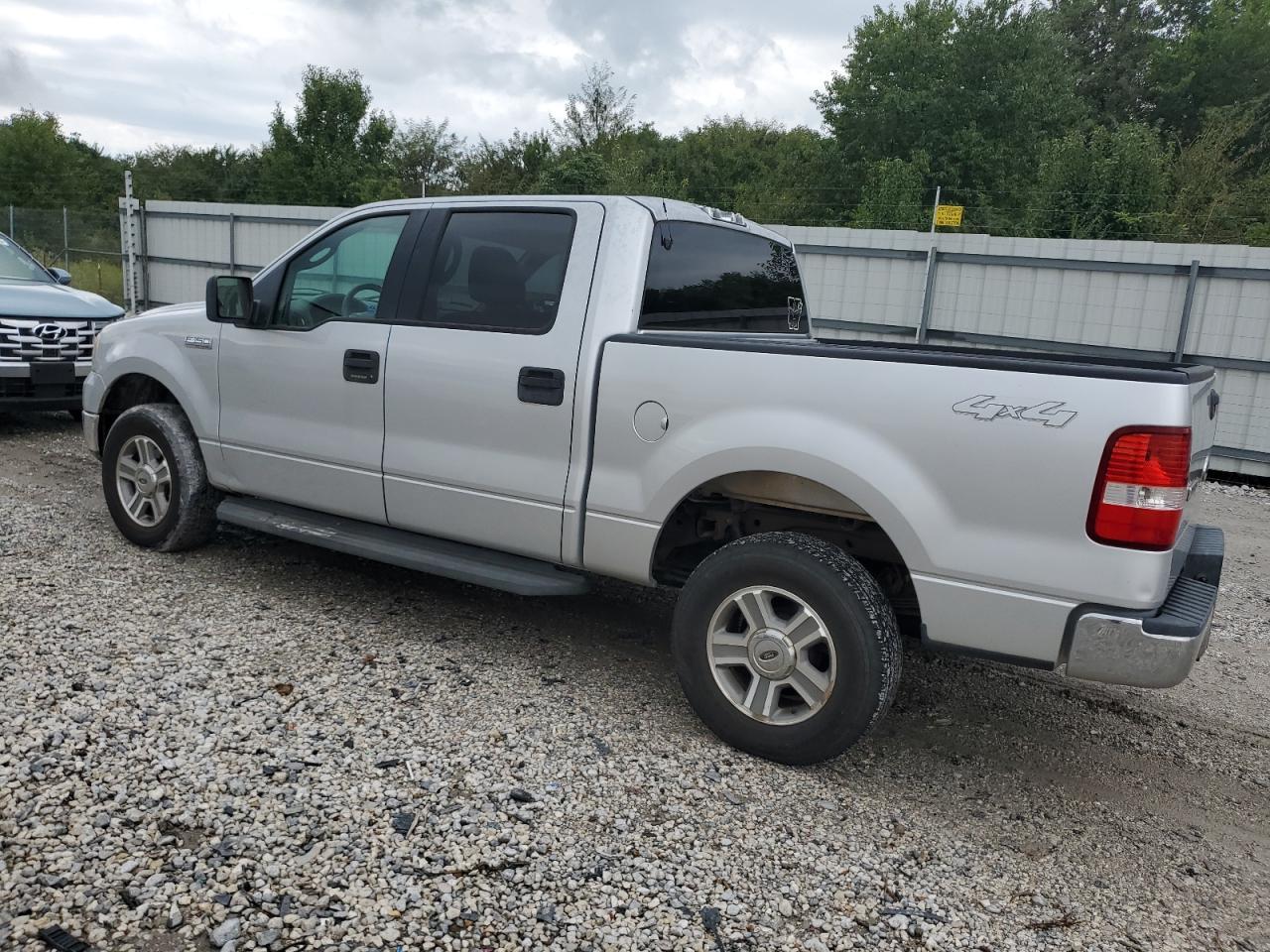 2005 Ford F150 Supercrew - Фото 2
