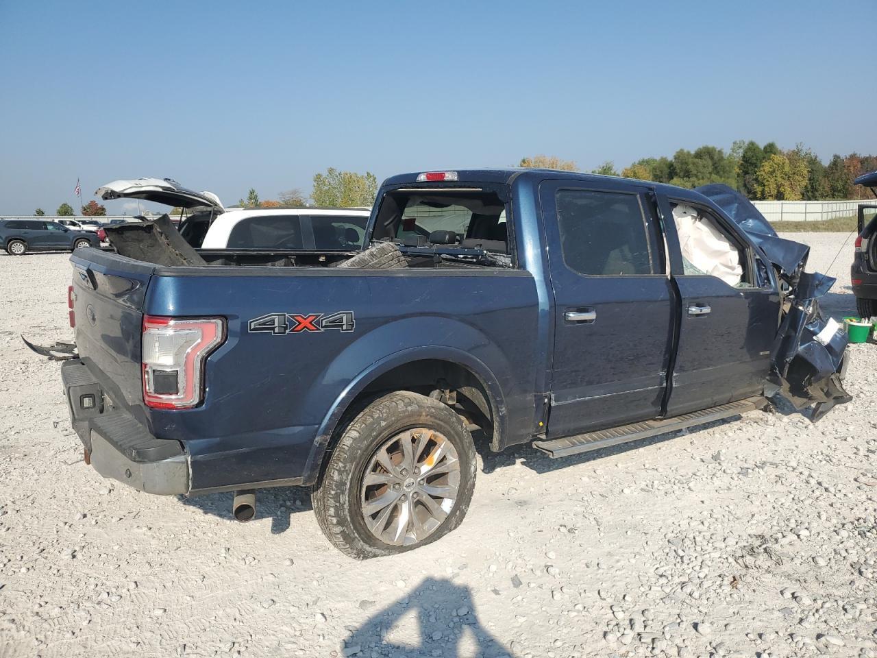 2016 Ford F150 Supercrew - Фото 3