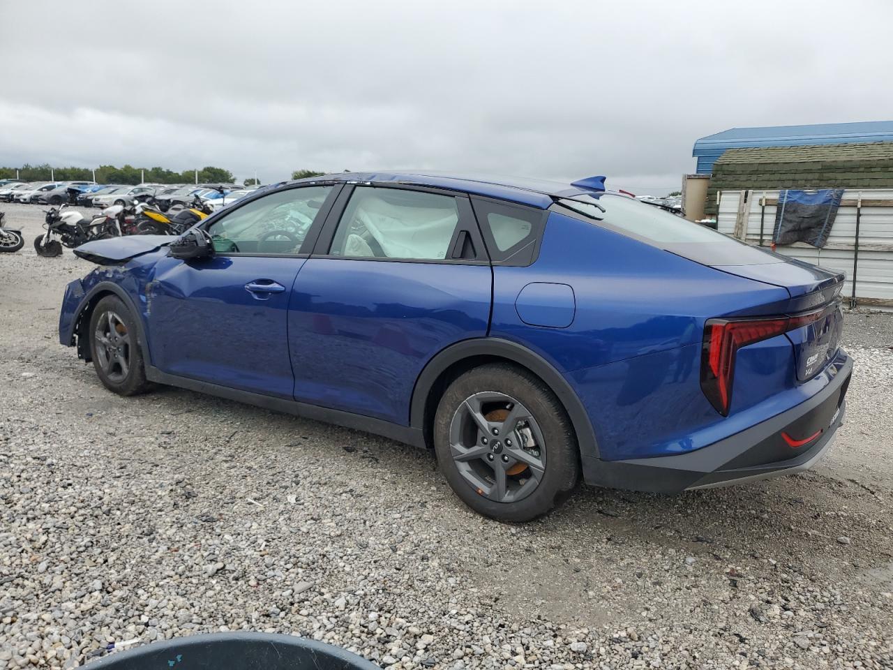 2025 Kia K4 Lx - Image 2