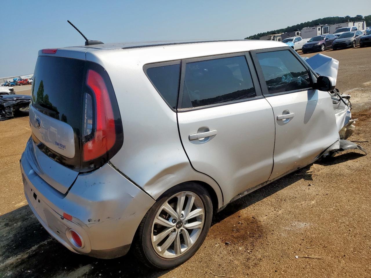 2018 Kia Soul + - Фото 3