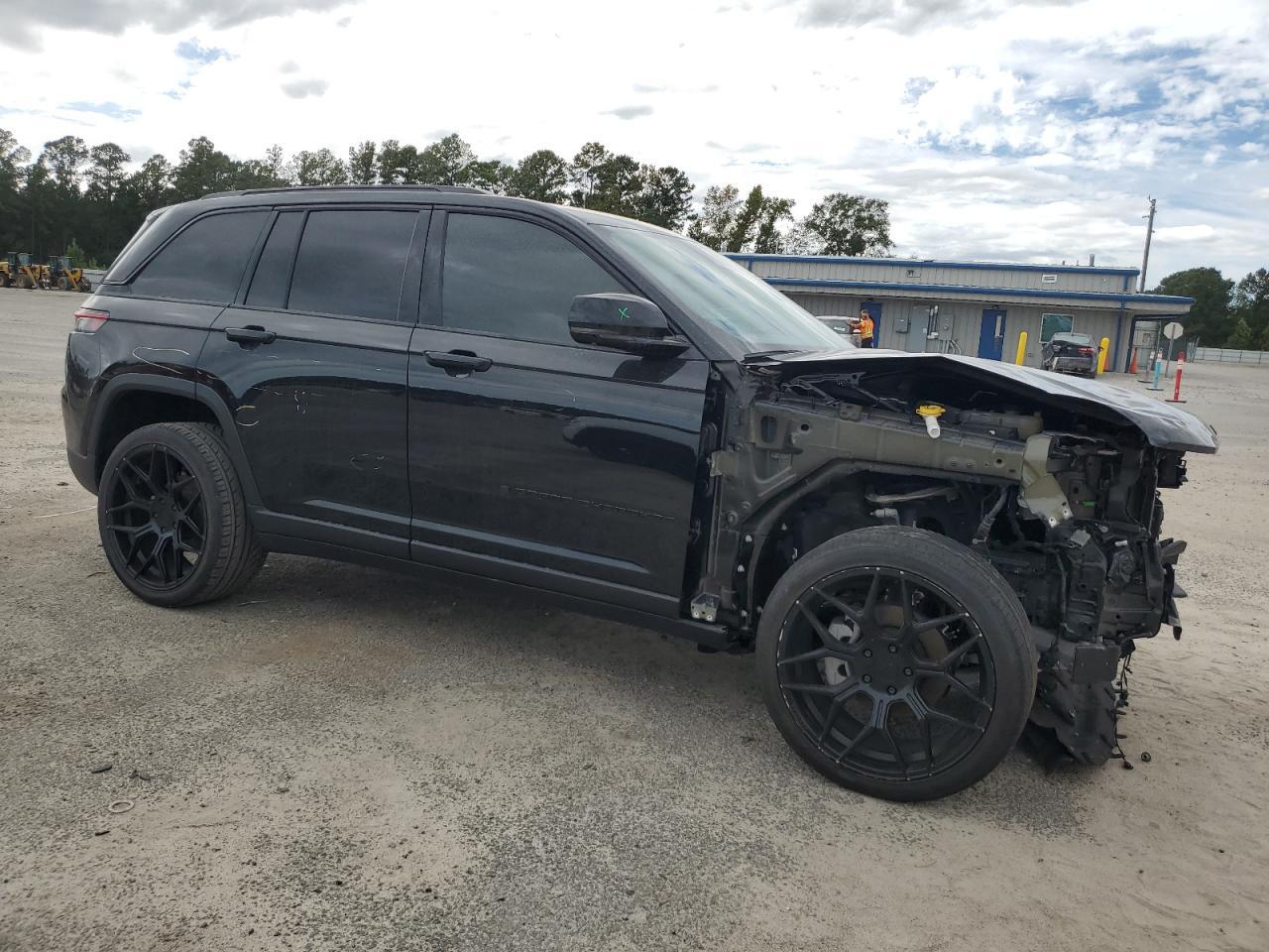 2023 Jeep Grand Cherokee Limited - Фото 4
