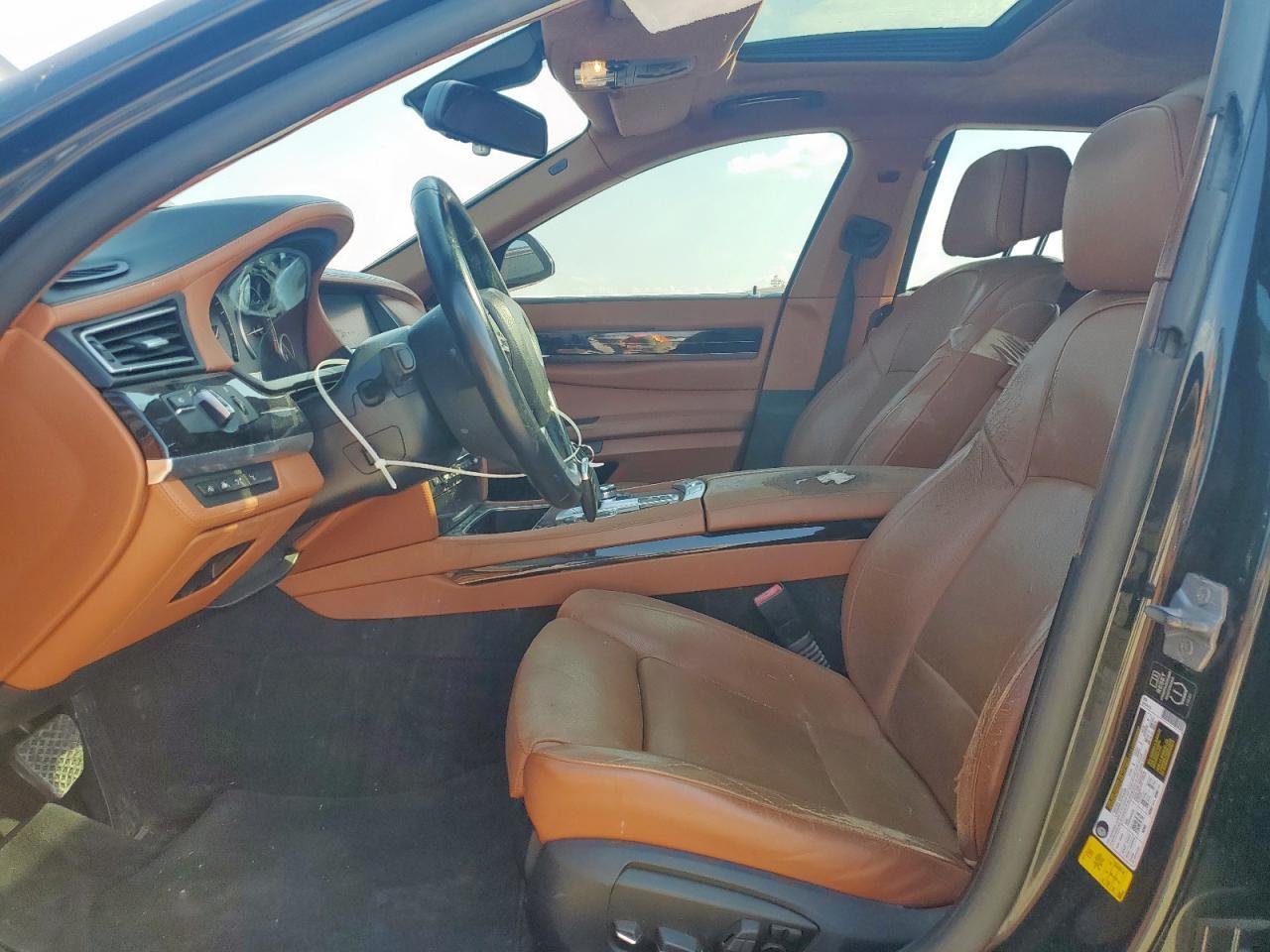 2013 BMW 740 Li - Image 7