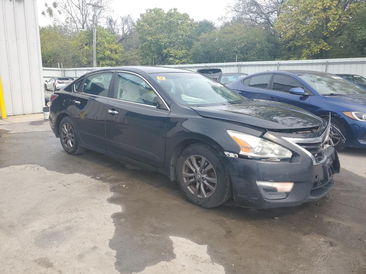 2015 Nissan Altima 2.5 - Фото 4